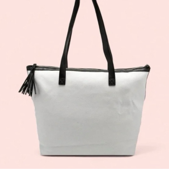 $175 MSRP Walter Barker Carly Bag classic Canvas and Vegan Leather Tote- NWT - Picture 3 of 5